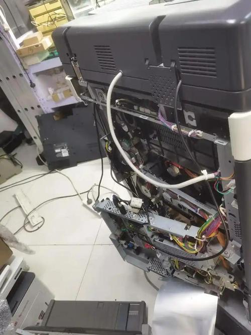 复印机送修 = 泄密?硬盘被寄境外,表姐差点丢工作!